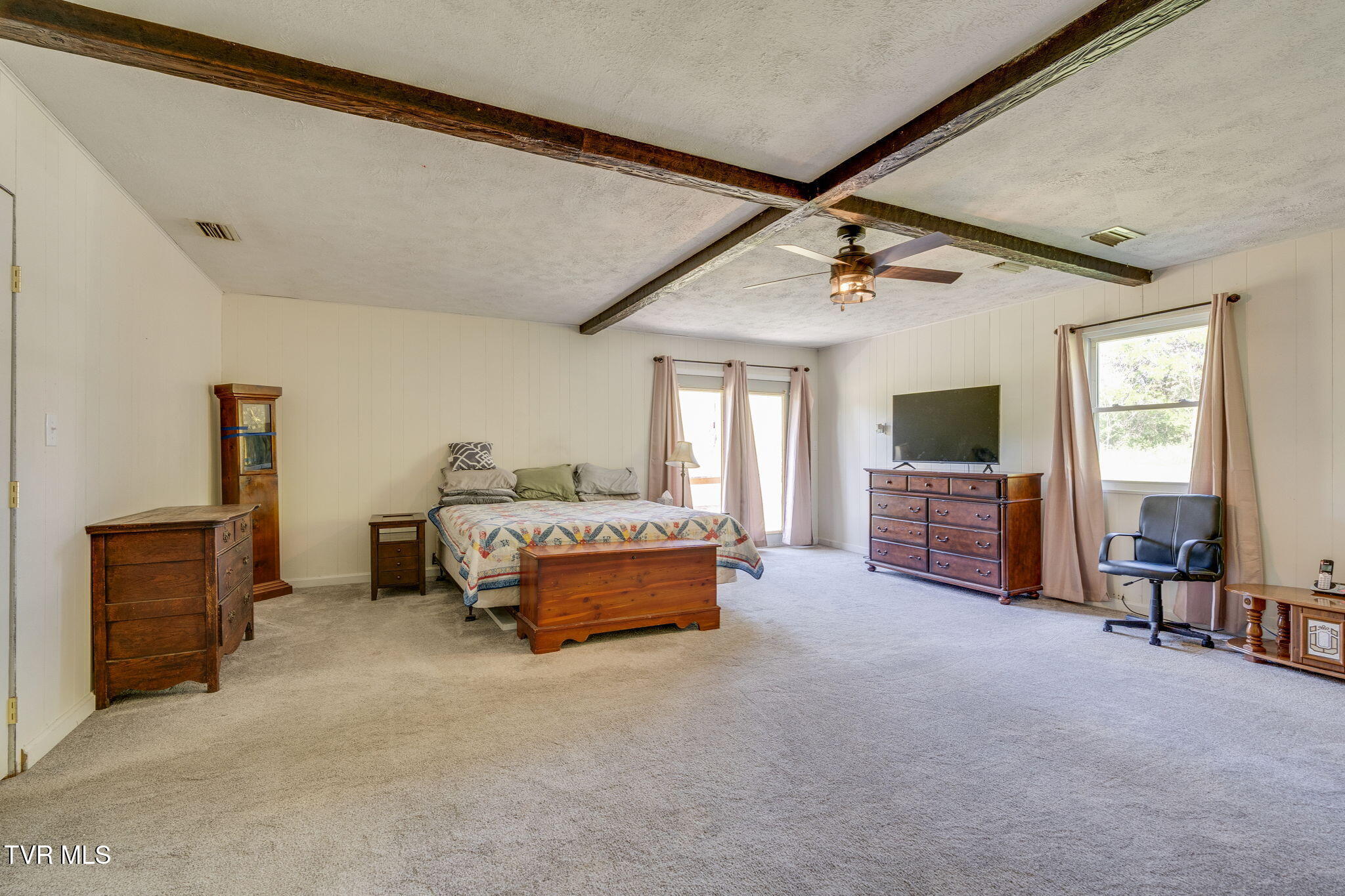 2251 Siam Road Elizabethton, TN 37643 - Photo 15 of 36 014