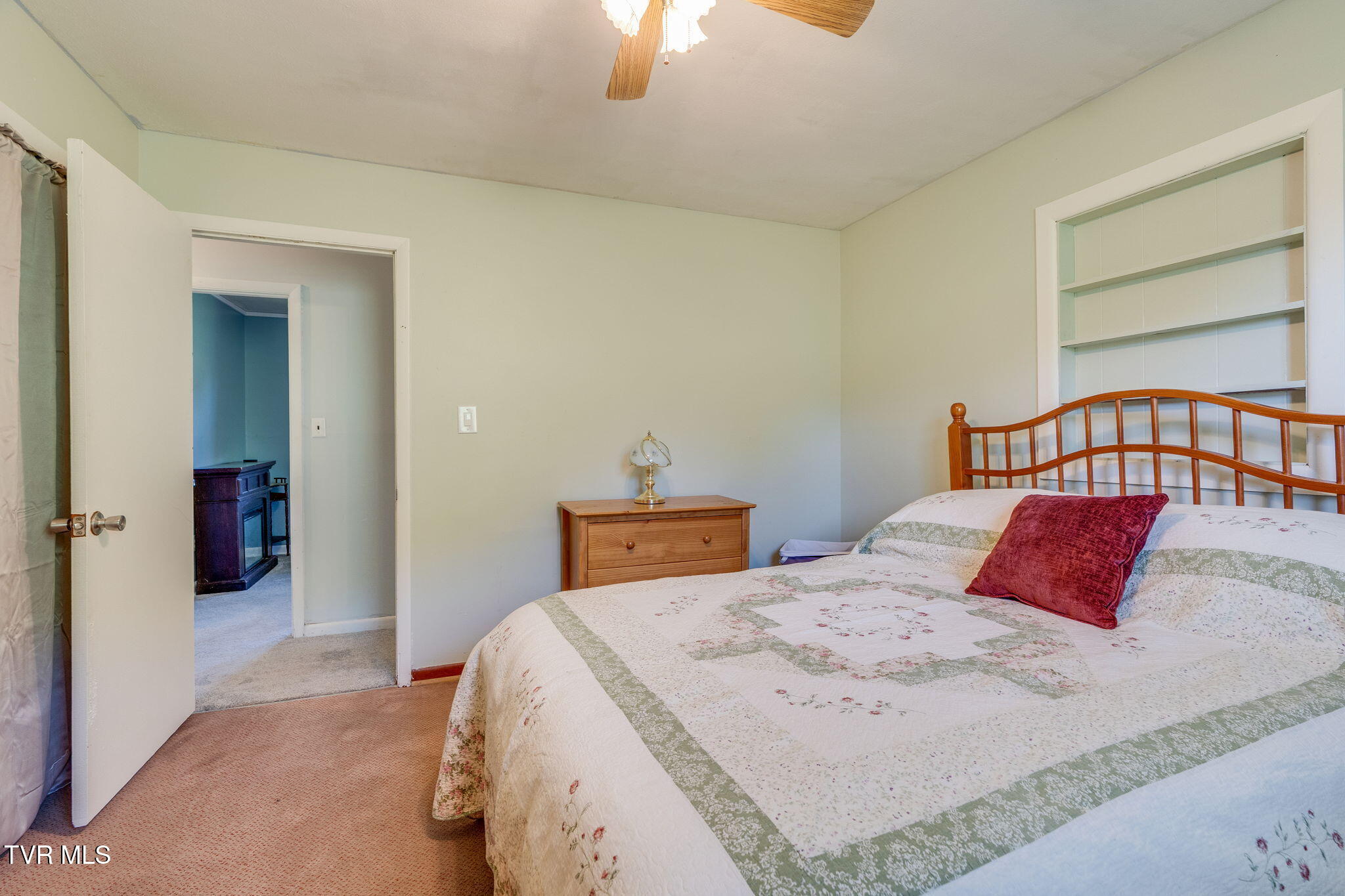 2251 Siam Road Elizabethton, TN 37643 - Photo 19 of 36 018