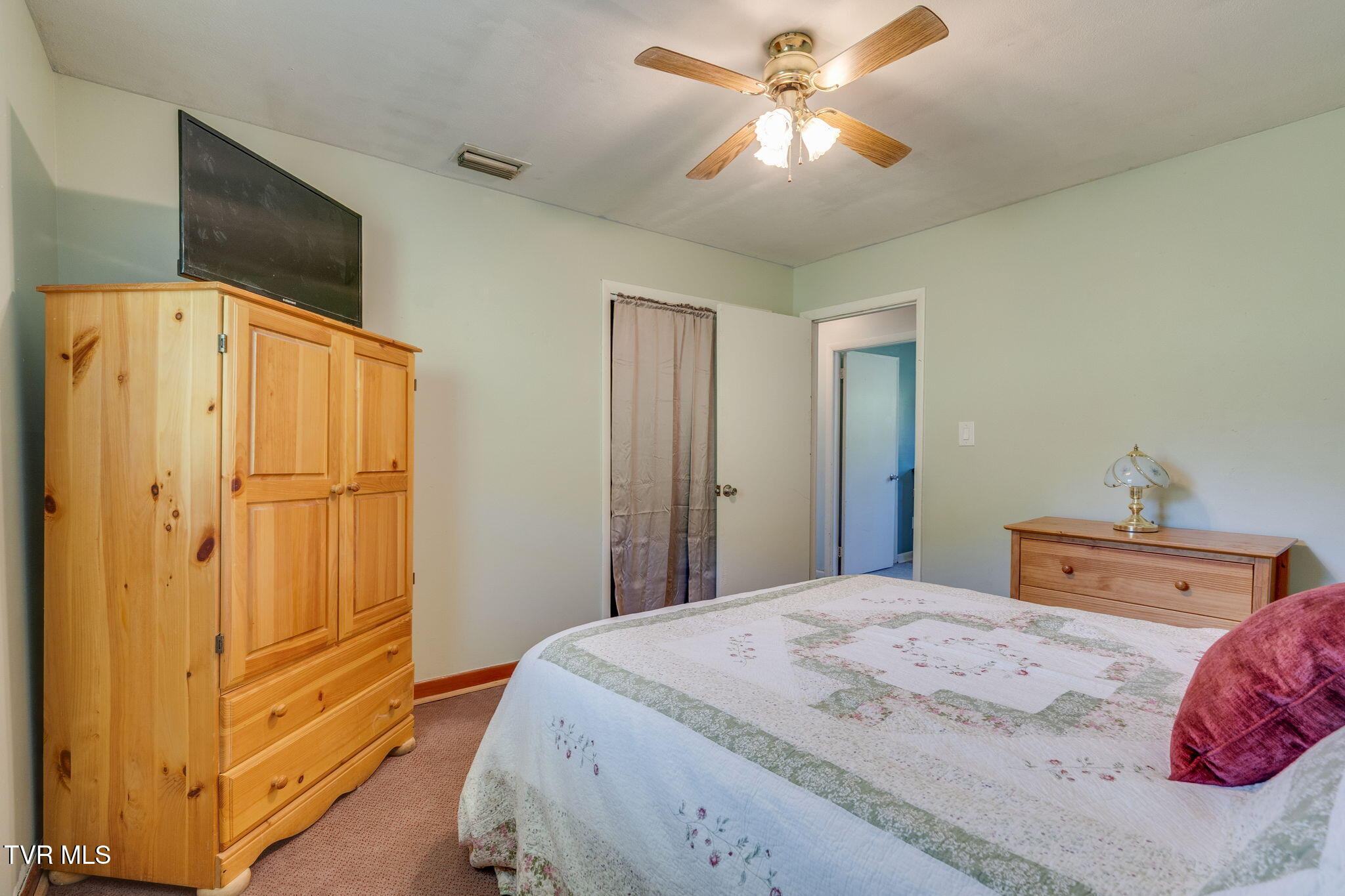 2251 Siam Road Elizabethton, TN 37643 - Photo 20 of 36 019 (2)