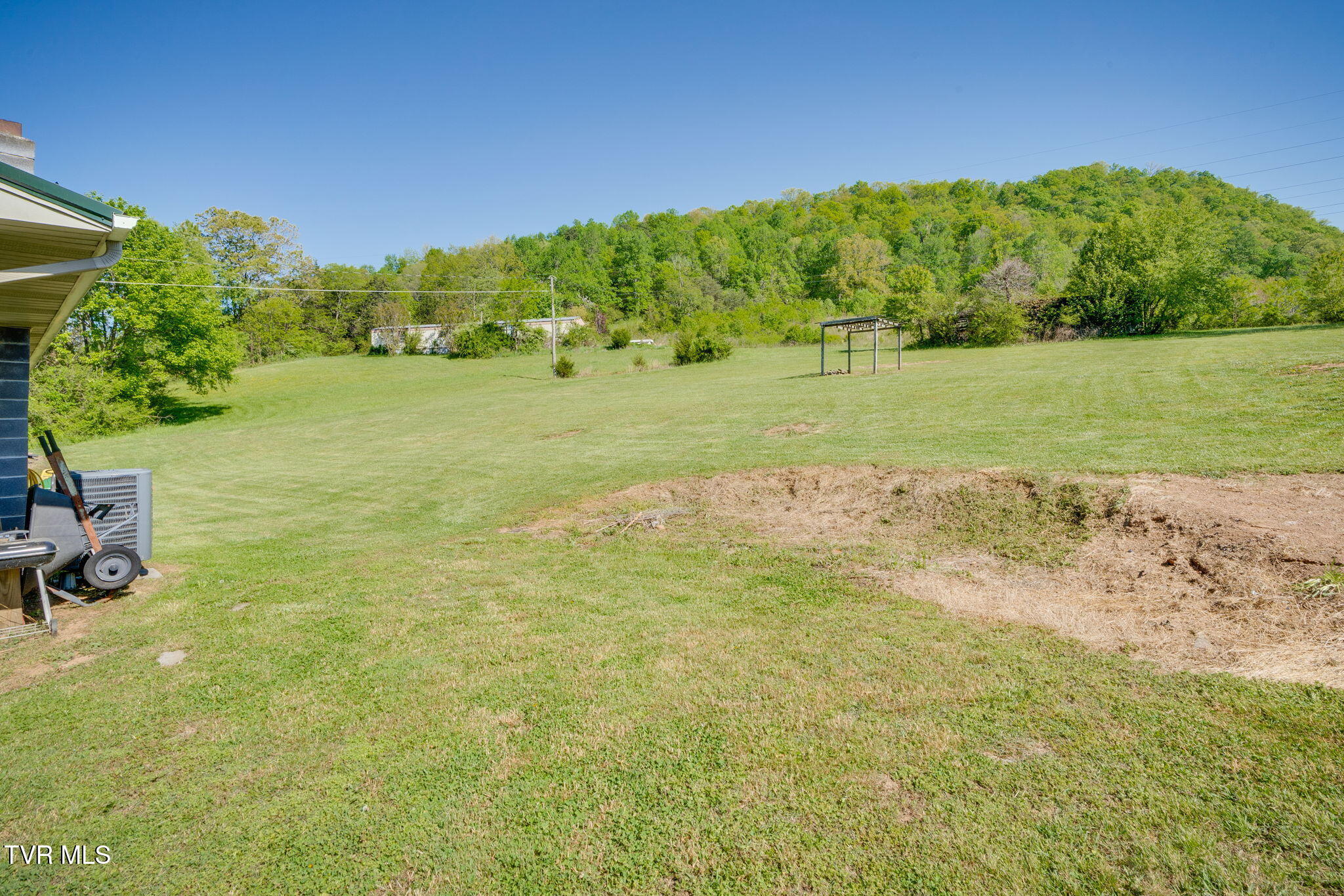 2251 Siam Road Elizabethton, TN 37643 - Photo 25 of 36 025