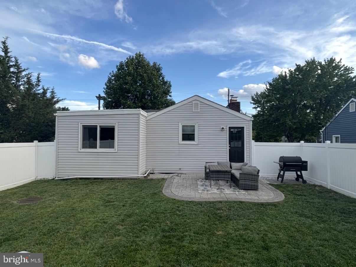 273 Crosswicks Road Bordentown, NJ 08505 - Photo 23 of 31 Charming home with a spacious yard.