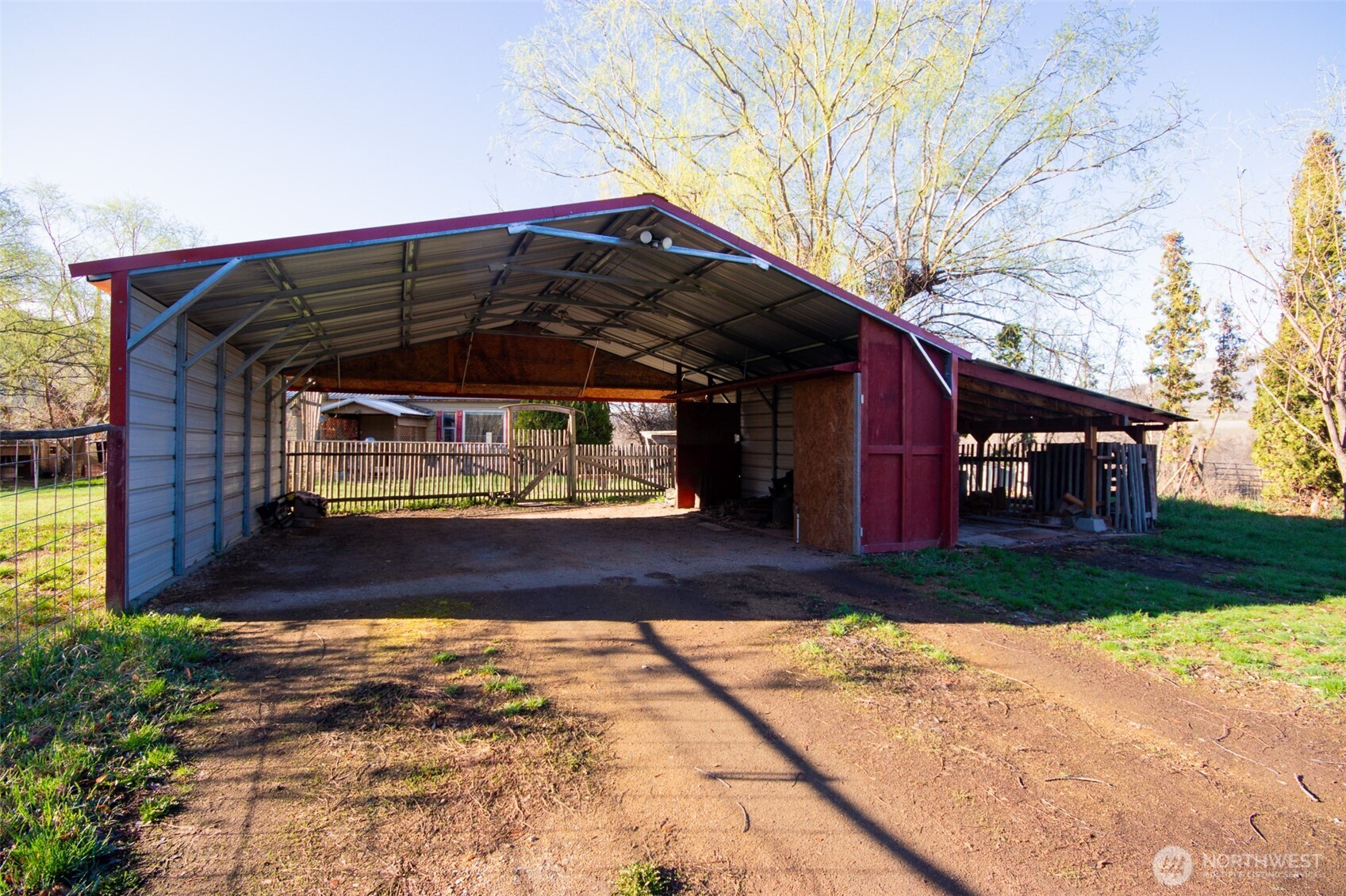 7 Hutton Road Oroville, WA 98844 - Photo 2 of 39