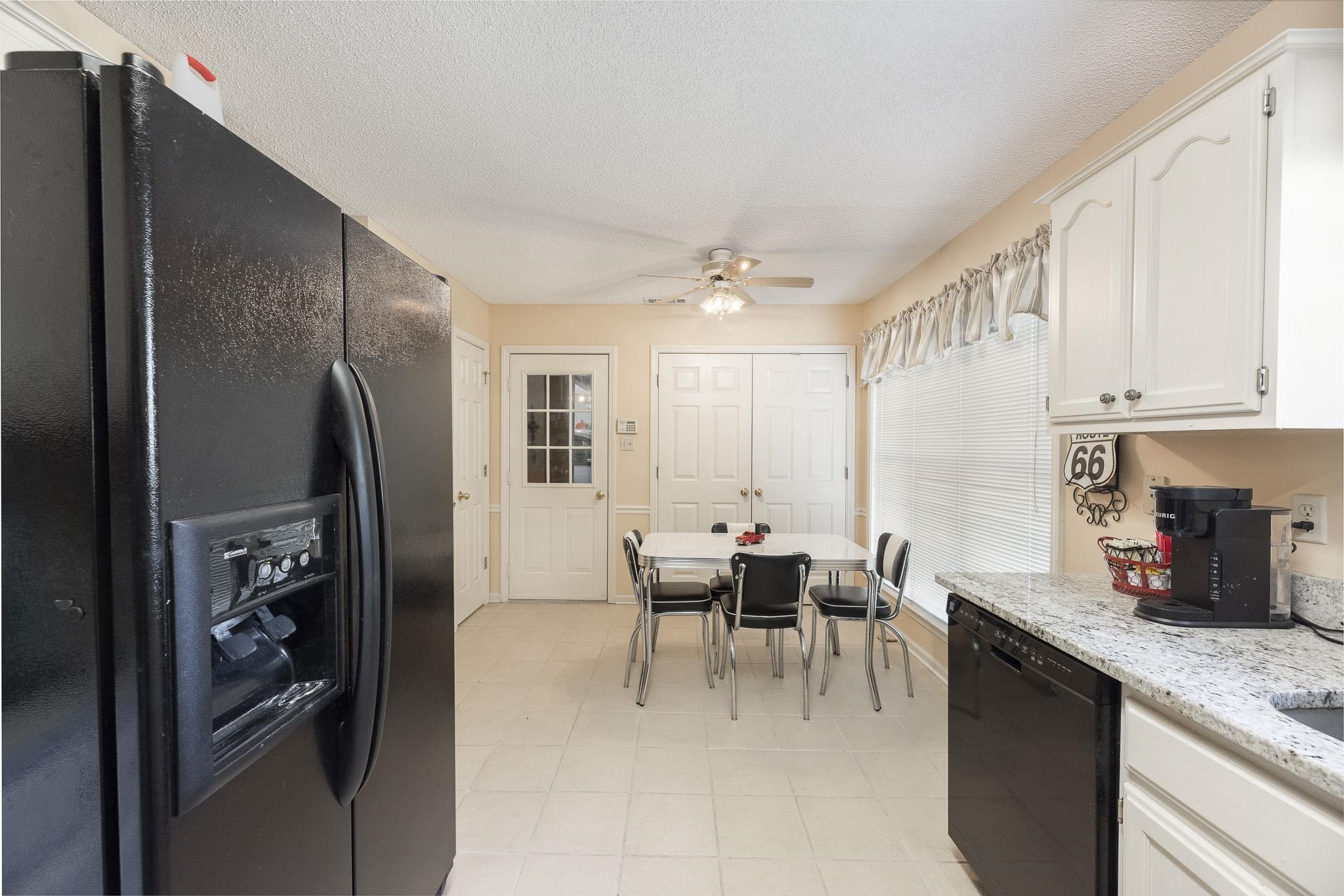 6595 Mt Palomar Drive Bartlett, TN 38134 - Photo 12 of 27