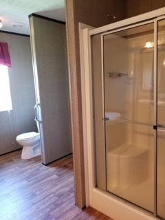 958 Hawkins Road Sweetwater, TN 37874 - Photo 15 of 31 shower