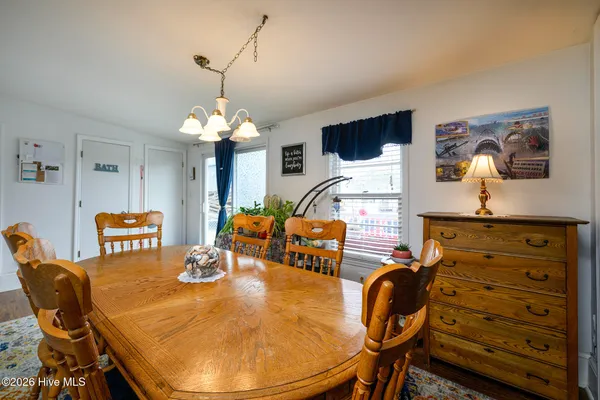 $393,000 | 402 Hodges Street, Oriental, NC 28571