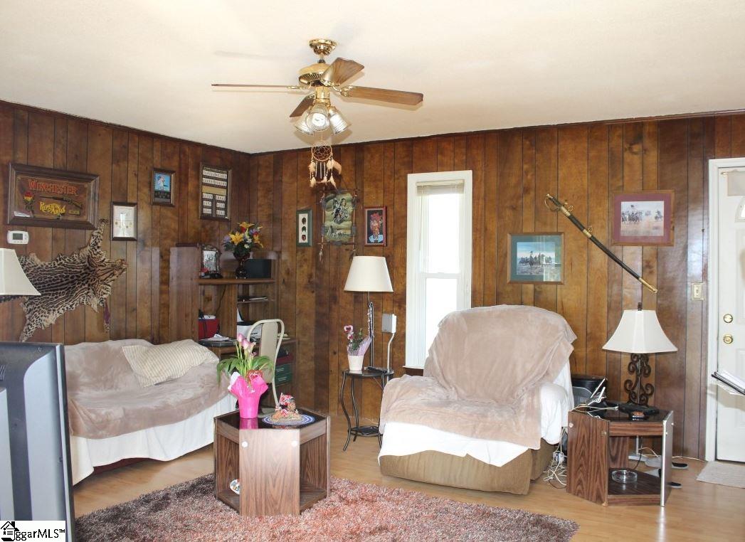 207 Sherwood Road Easley, SC 29640 - Photo 8 of 18