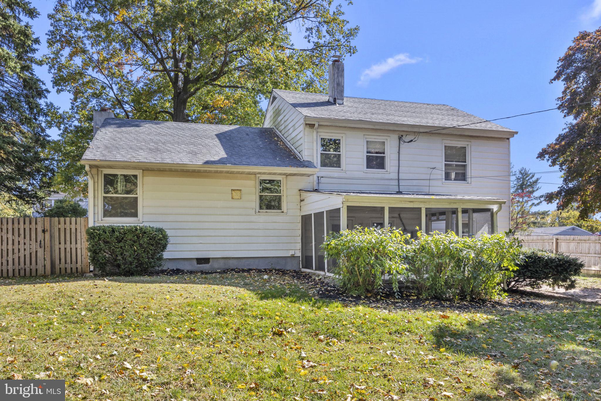 2021 Spring Mill Road Conshohocken, PA 19428 - Photo 17 of 19 Gallery Image 17