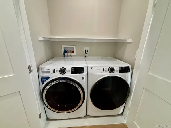 $5,300 | 159 Harrison Avenue, Unit C, Mineola, NY 11501