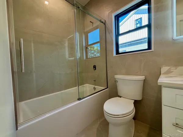 $5,300 | 159 Harrison Avenue, Unit C, Mineola, NY 11501