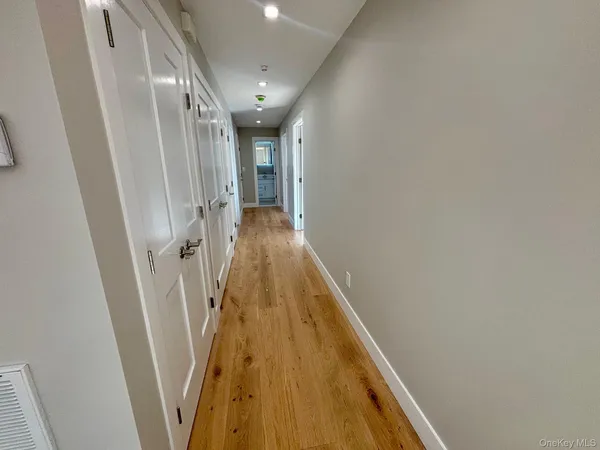 $5,300 | 159 Harrison Avenue, Unit C, Mineola, NY 11501