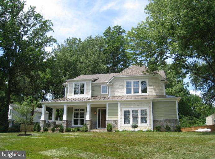 119 Tapawingo Road Southwest Vienna, VA 22180 - Photo 6 of 7 Exterior (Front)