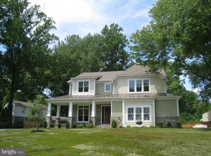 119 Tapawingo Road Southwest Vienna, VA 22180 - Photo 7 of 7 Exterior (Front)