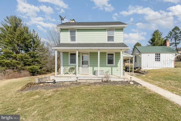 $1,800 | 5446 Stambaugh Road, Spring Grove, PA 17362