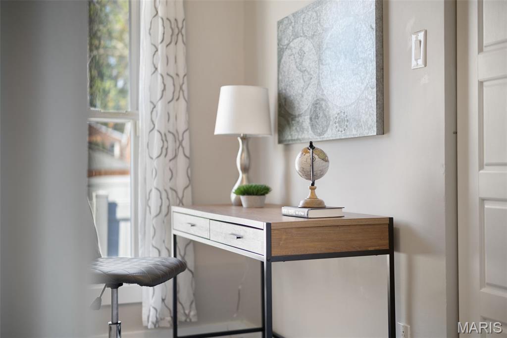 4317 Alma Avenue St. Louis, MO 63116 - Photo 15 of 65