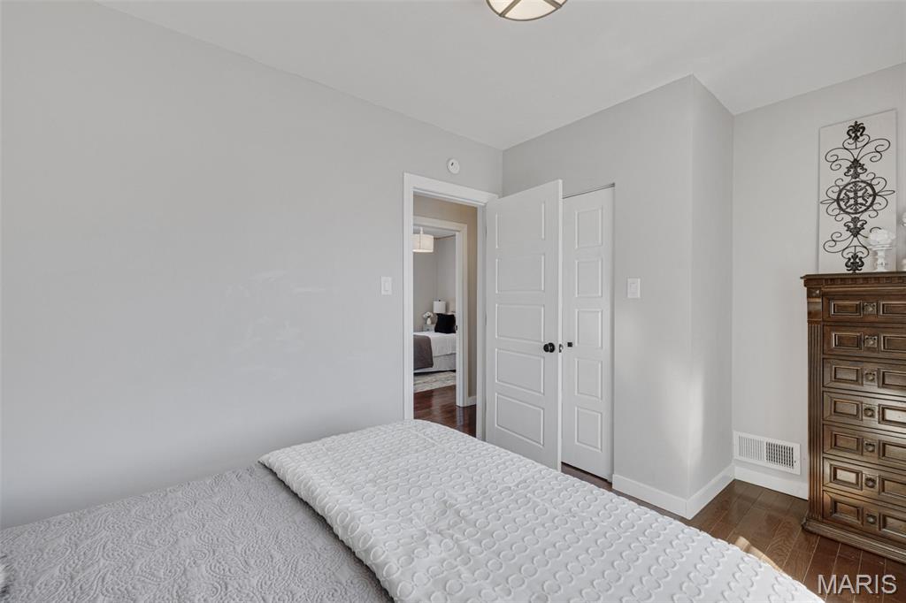 4317 Alma Avenue St. Louis, MO 63116 - Photo 17 of 65