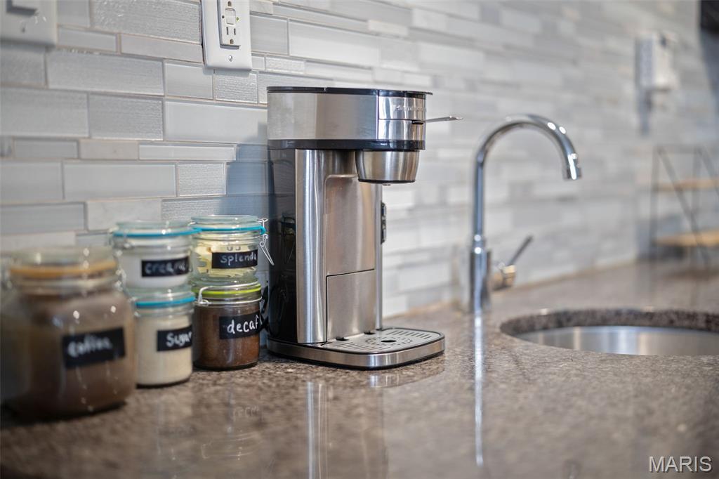 4317 Alma Avenue St. Louis, MO 63116 - Photo 38 of 65