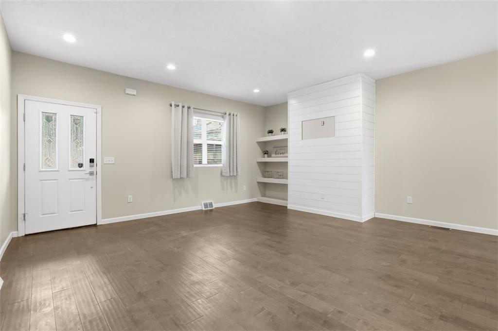 650 Southern Avenue Pittsburgh, PA 15211 - Photo 4 of 27