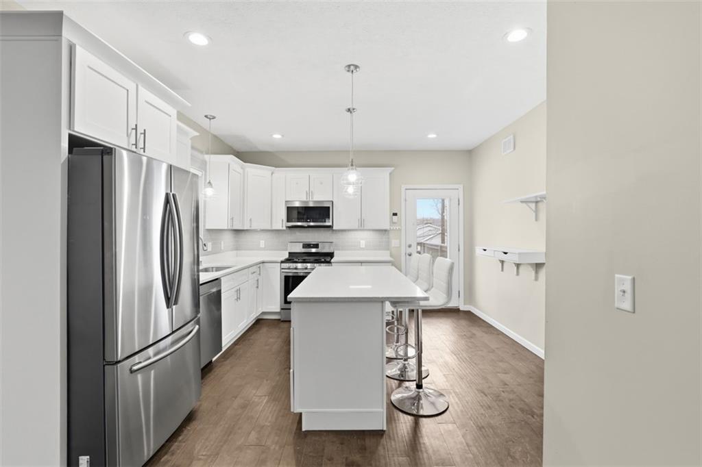 650 Southern Avenue Pittsburgh, PA 15211 - Photo 10 of 27 Light and bright kitchen with access to the deck
