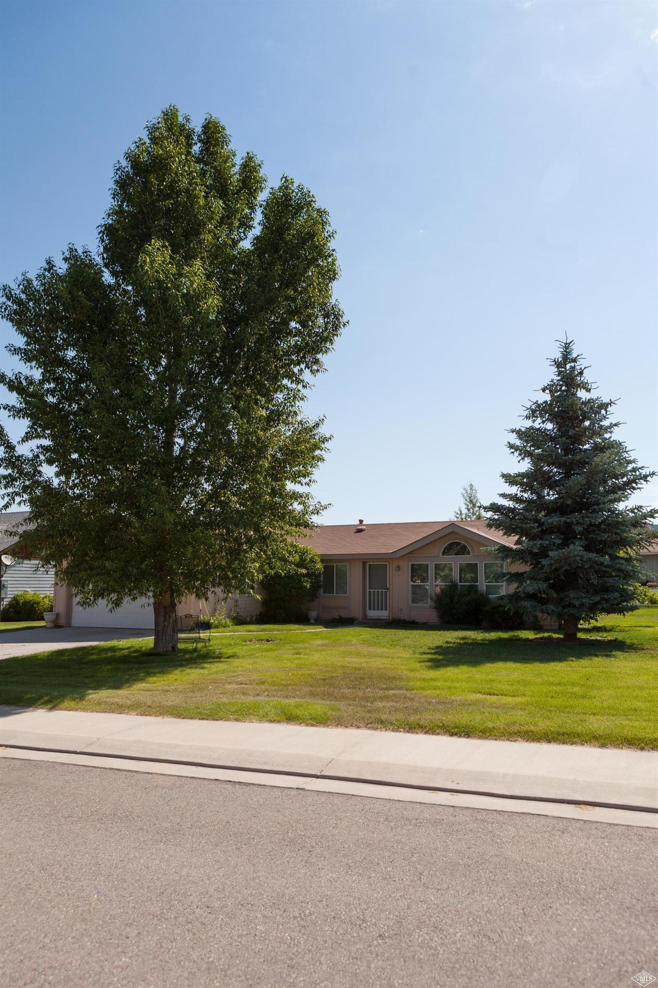 49 Blackhawk Road Gypsum, CO 81637 - Photo 3 of 21 Additional Photo