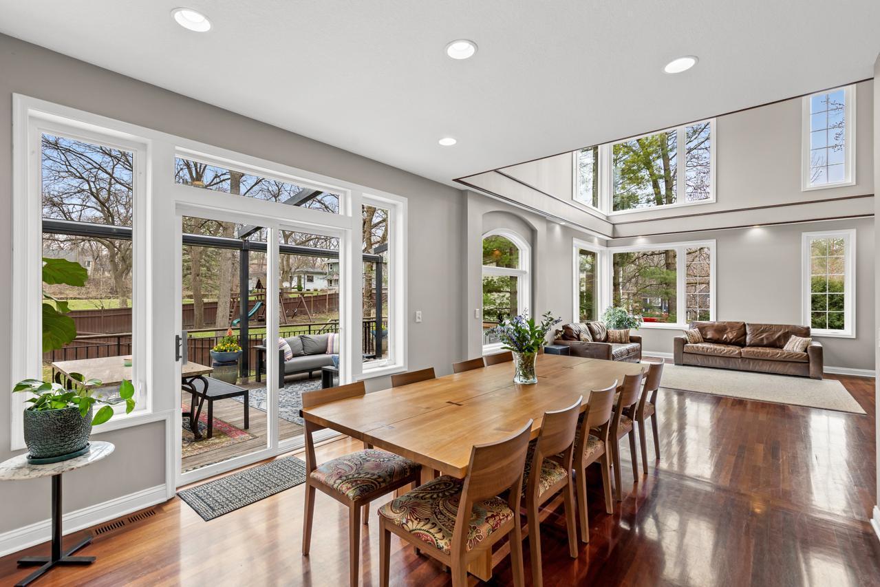 4251 Manor Ct Road Minnetonka, MN 55345 - Photo 18 of 87