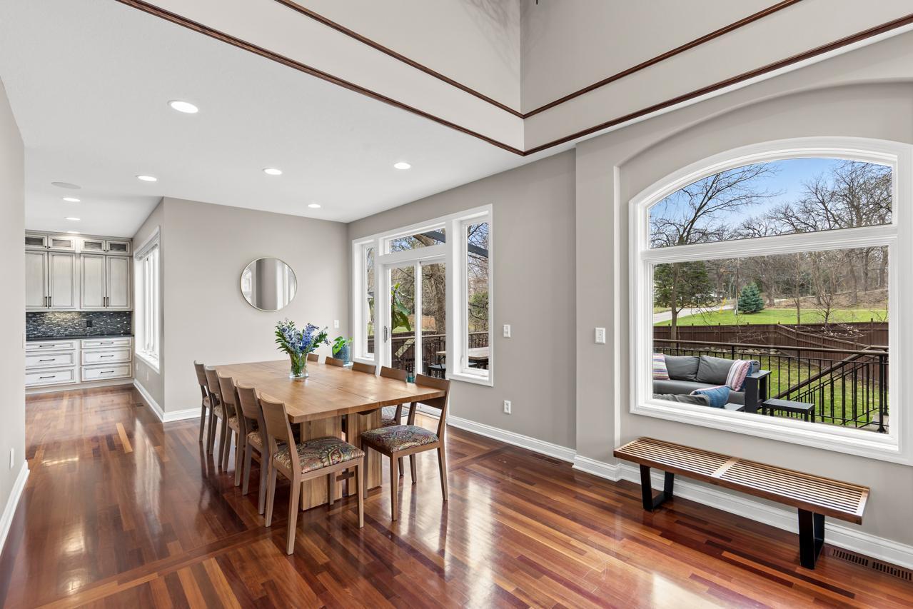 4251 Manor Ct Road Minnetonka, MN 55345 - Photo 19 of 87