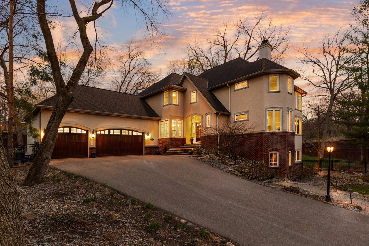 4251 Manor Ct Road Minnetonka, MN 55345 - Photo 2 of 87