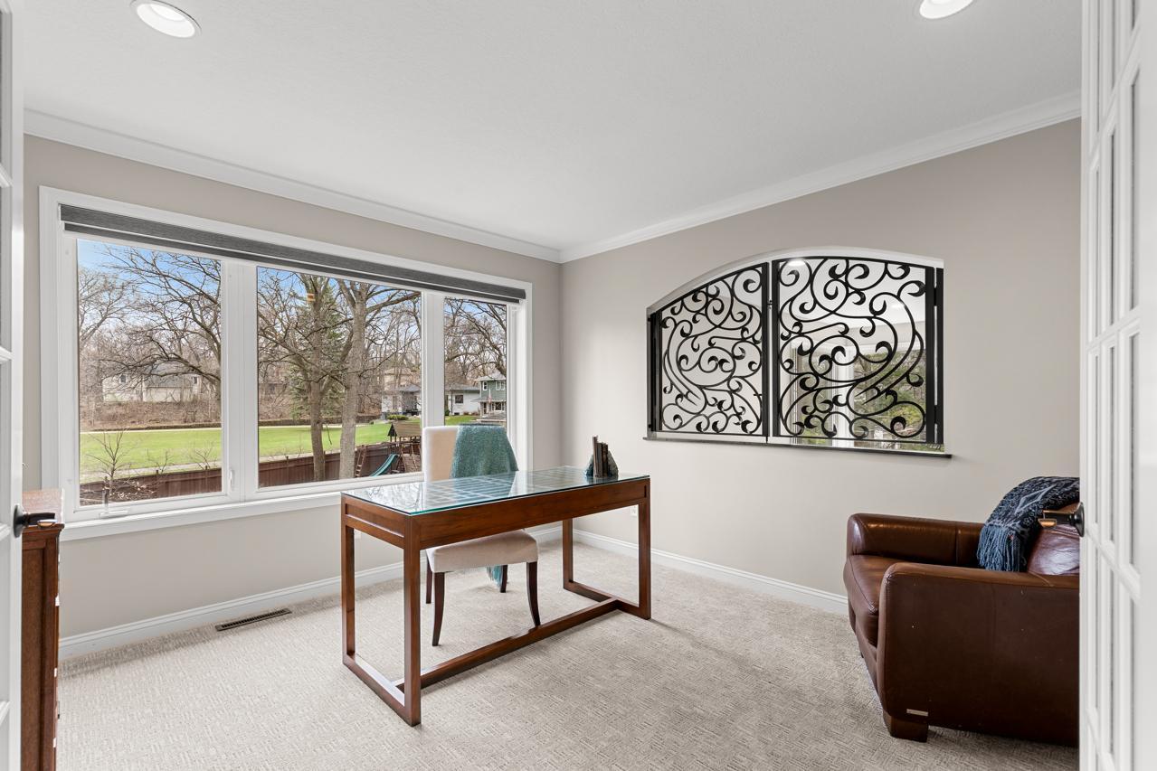 4251 Manor Ct Road Minnetonka, MN 55345 - Photo 34 of 87