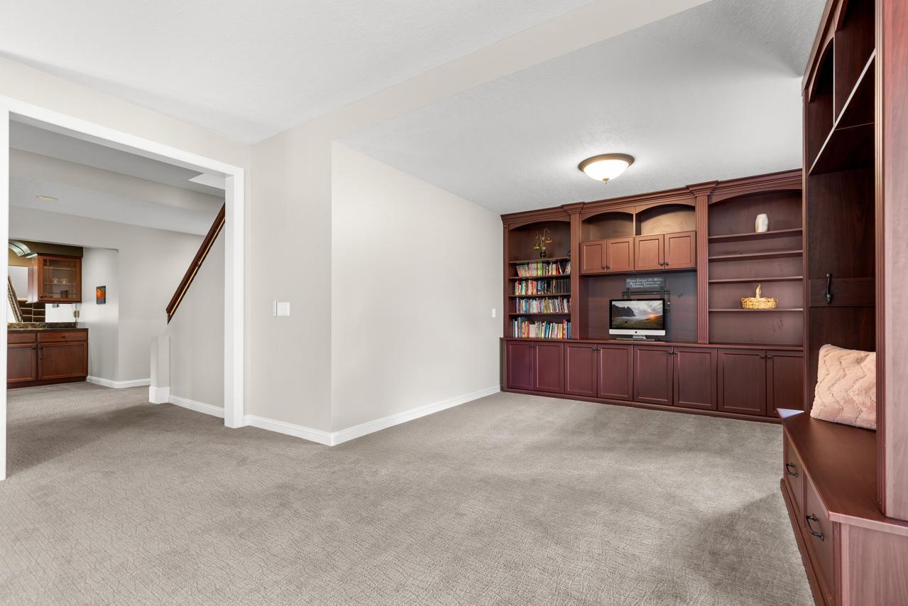 4251 Manor Ct Road Minnetonka, MN 55345 - Photo 55 of 87