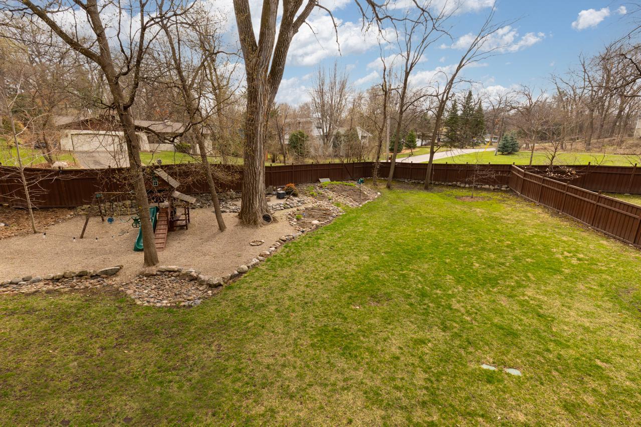 4251 Manor Ct Road Minnetonka, MN 55345 - Photo 63 of 87