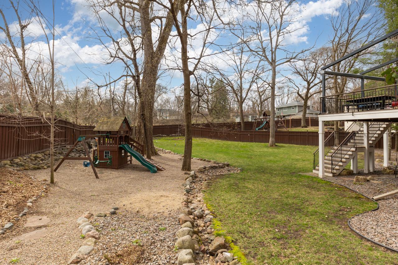 4251 Manor Ct Road Minnetonka, MN 55345 - Photo 65 of 87