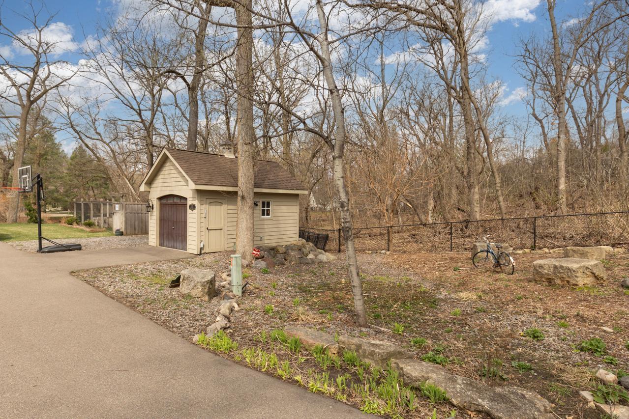 4251 Manor Ct Road Minnetonka, MN 55345 - Photo 67 of 87