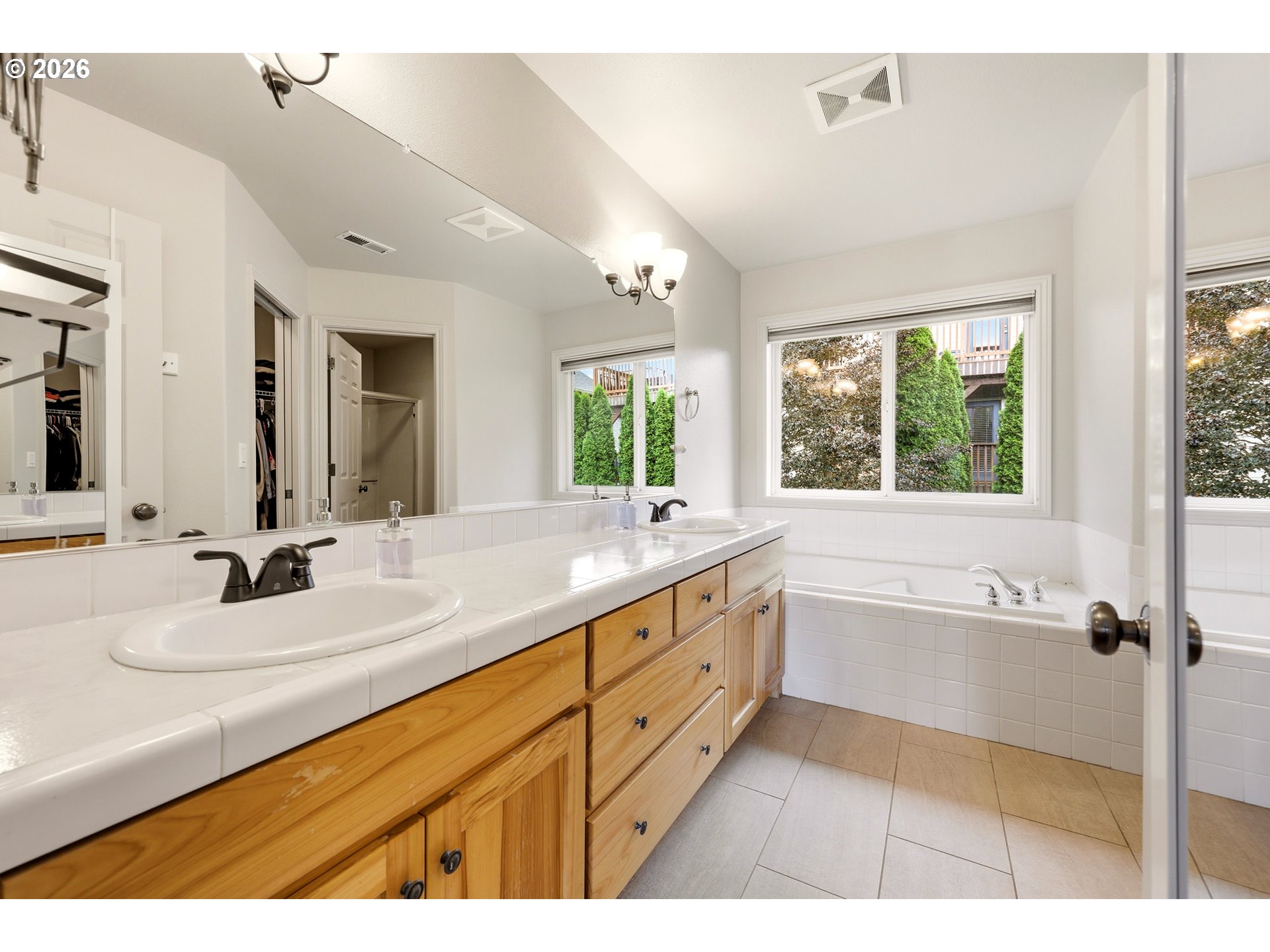 16210 Southwest Bray Lane Tigard, OR 97224 - Photo 28 of 47