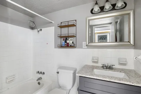 $270,000 | 1800 Lavaca Street, Unit 207, Austin, TX 78701
