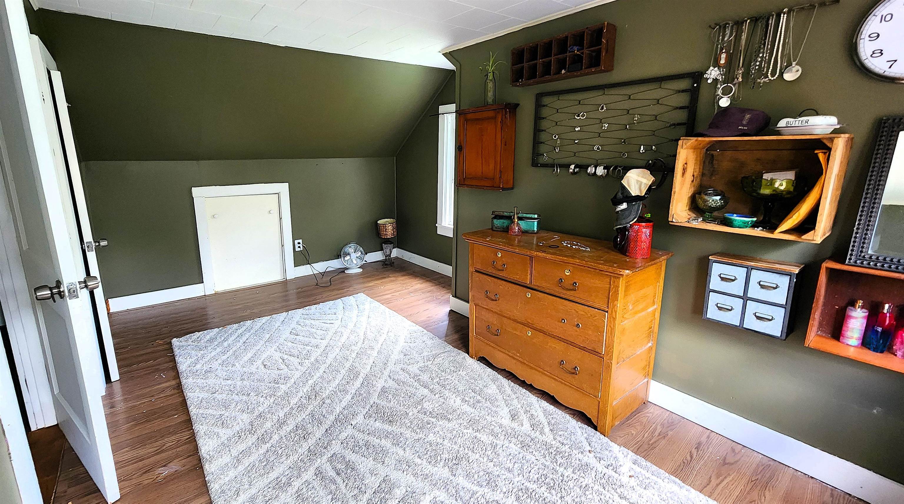 202 Mountain View Chester, VT 05143 - Photo 15 of 20 Gallery Image 15