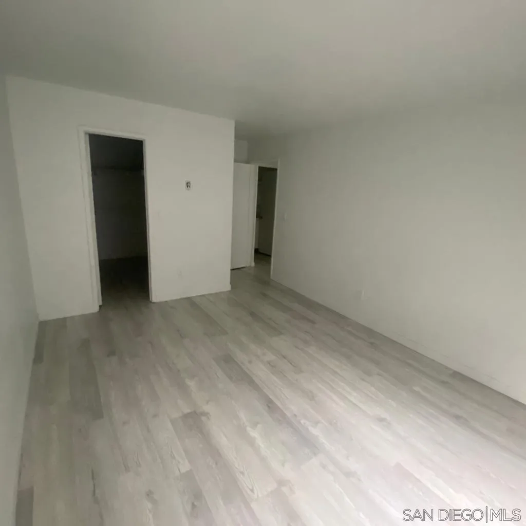 702 R Avenue National City, CA 91950 - Photo 3 of 9