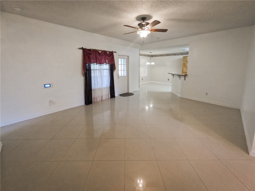 2237 Sunset Cliffs Drive Ingleside, TX 78362 - Photo 4 of 34