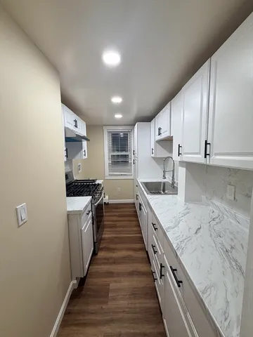 $2,800 | 241-243 Broadway, Unit 1, Haverhill, MA 01832