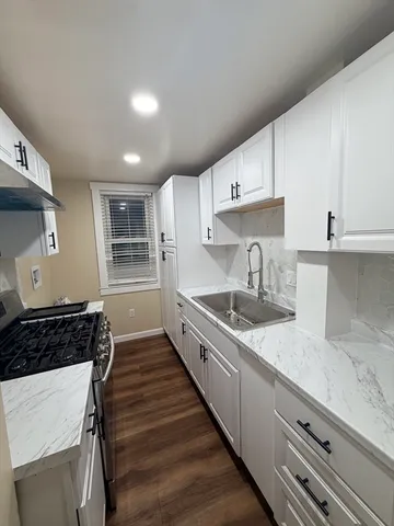 $2,800 | 241-243 Broadway, Unit 1, Haverhill, MA 01832