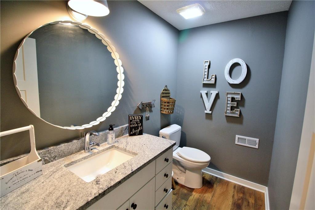 9910 Cumberland Ridge Lane Fishers, IN 46037 - Photo 9 of 29 Gallery Image 9