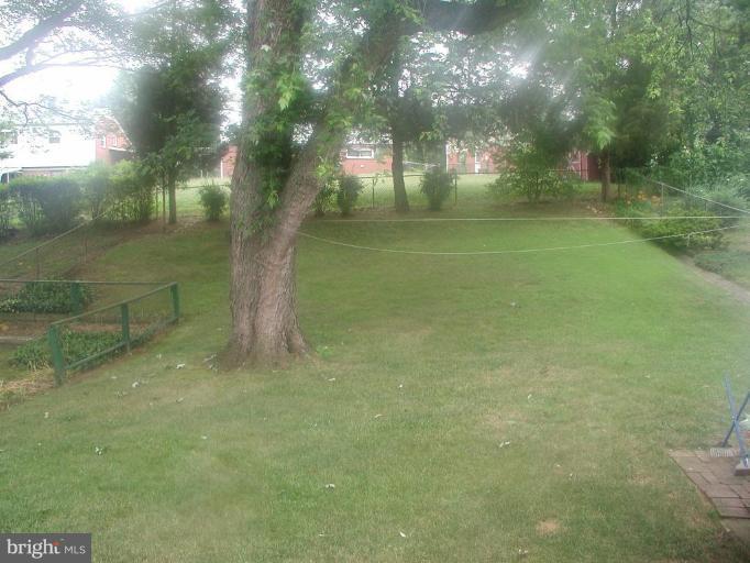 315 Brockton Road Oxon Hill, MD 20745 - Photo 7 of 7 Back yard