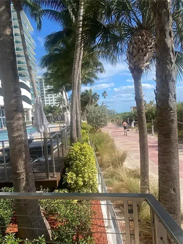 $629,000 | 6801 Collins Avenue, Unit 1102, Miami Beach, FL 33141