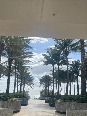 $629,000 | 6801 Collins Avenue, Unit 1102, Miami Beach, FL 33141