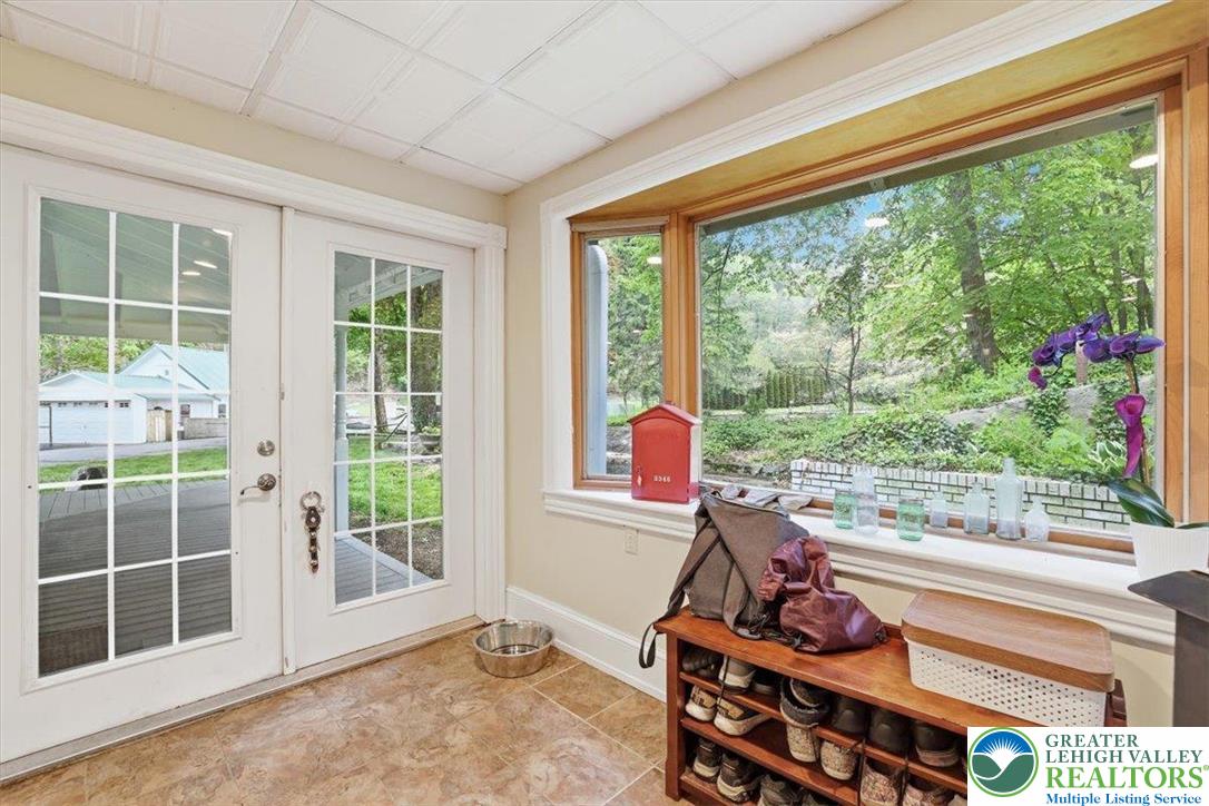 3585 Fairyland Road Lehighton, PA 18235 - Photo 27 of 57 a room with furniture and windows