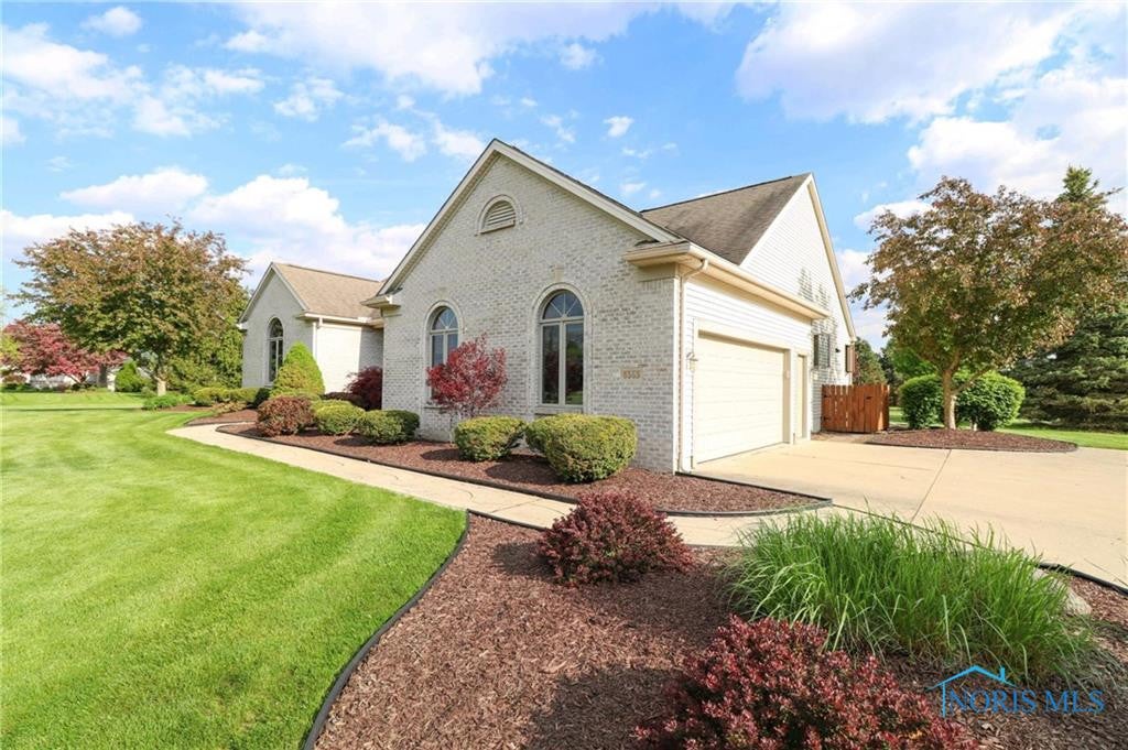 8565 Stitt Road Monclova, OH 43542 - Photo 3 of 32 Gallery Image 3