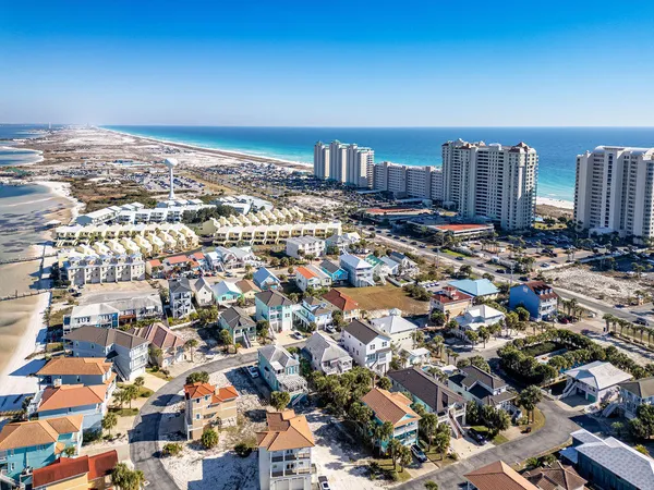 $1,462,500 | 1421 Sonata Court, Navarre, FL 32566