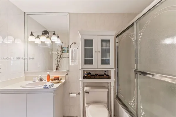 $1,149,999 | 15005 Southwest 148th Street, Miami, FL 33196