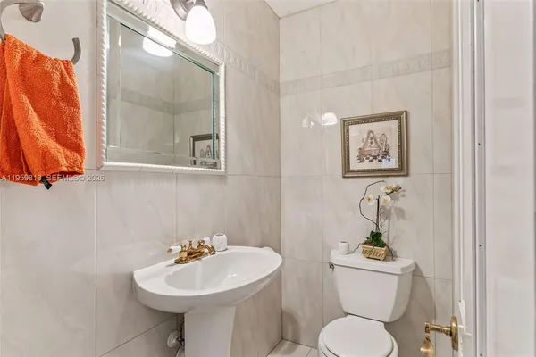 $1,149,999 | 15005 Southwest 148th Street, Miami, FL 33196