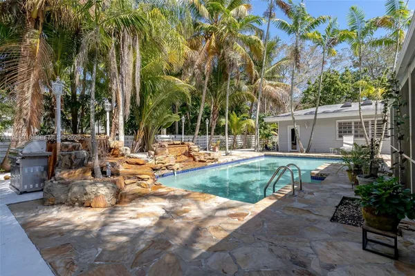 $1,149,999 | 15005 Southwest 148th Street, Miami, FL 33196