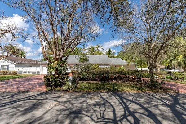 $1,149,999 | 15005 Southwest 148th Street, Miami, FL 33196
