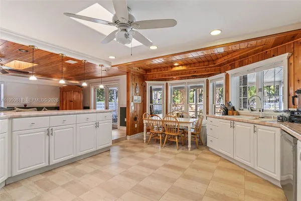 $1,149,999 | 15005 Southwest 148th Street, Miami, FL 33196
